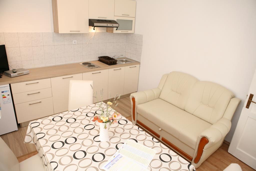 Apartments Radic Trogir Buitenkant foto