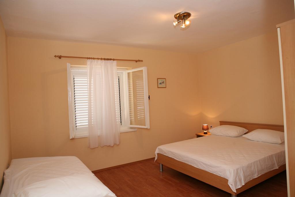 Apartments Radic Trogir Buitenkant foto